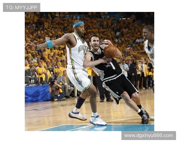 吉诺比利带领马刺对决热火的经典对抗赛回顾与精彩瞬间分析